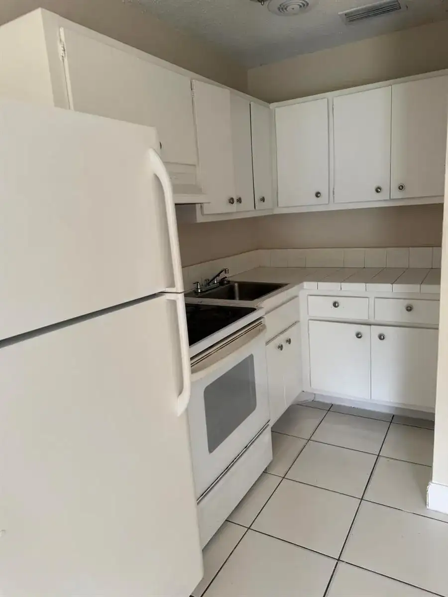 1431 SW 44TH Terrace # 3, Fort Lauderdale FL 33317 photo 2
