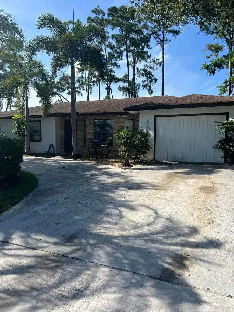 1492 SCOTTSDALE Road N, West Palm Beach FL 33417 photo 2