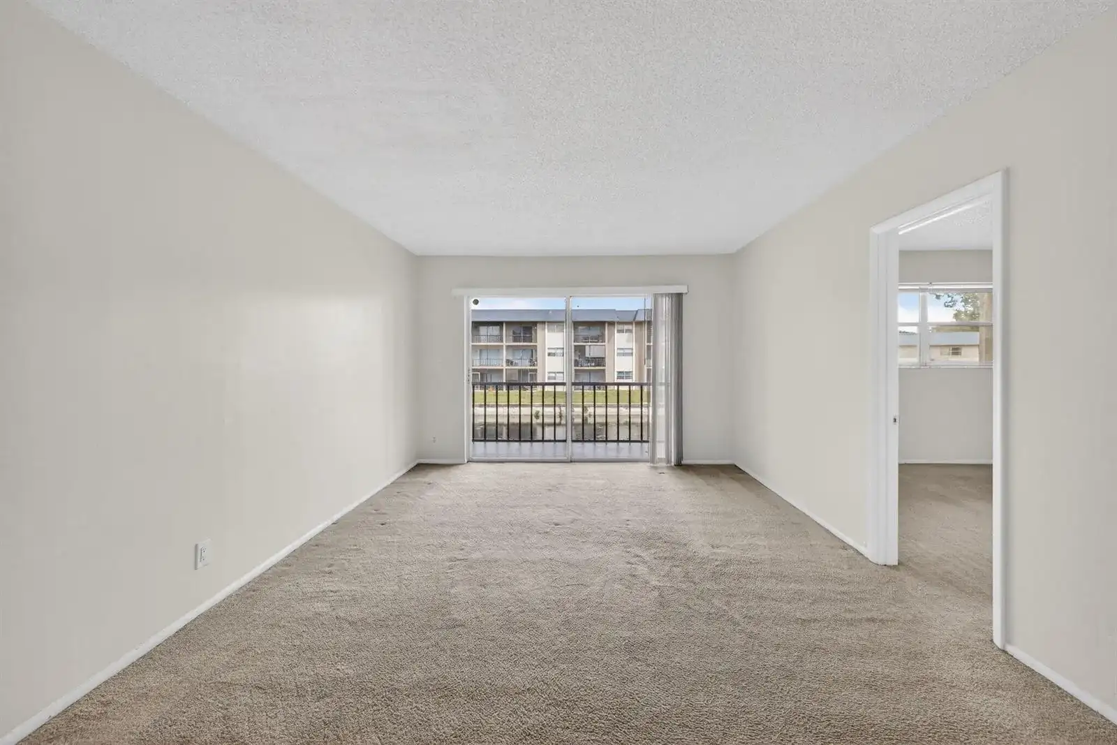 7925 S Colony Circle # 203, Tamarac FL 33321 photo 4