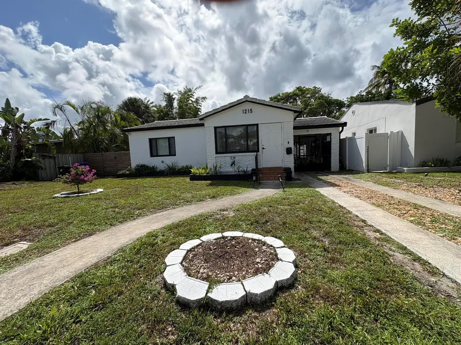 1215 NE 16TH Terrace, Fort Lauderdale FL 33304