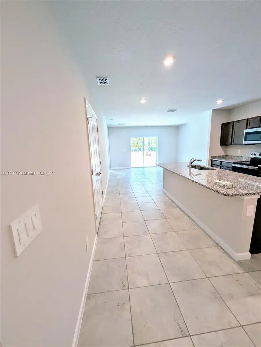 285 Raspberry Road, Fort Pierce FL 34981 photo 4