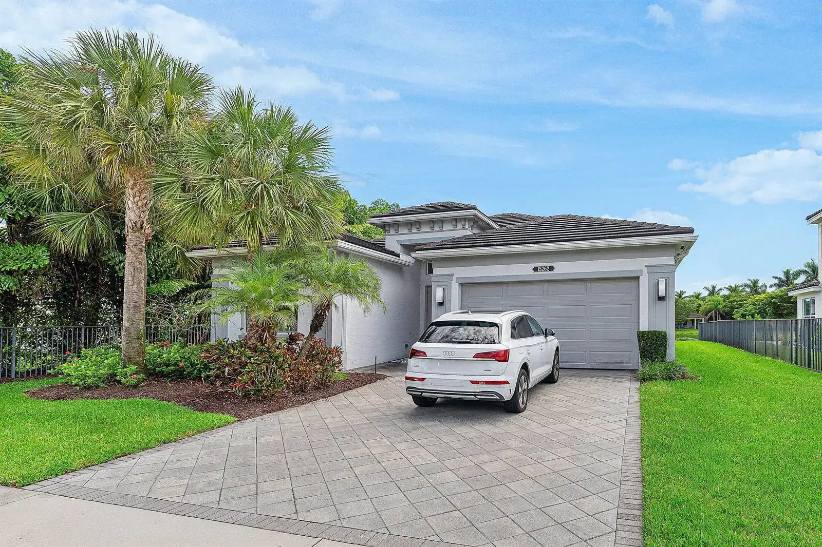 15262 Cherry Creek Lane, Delray Beach FL 33446 photo 2