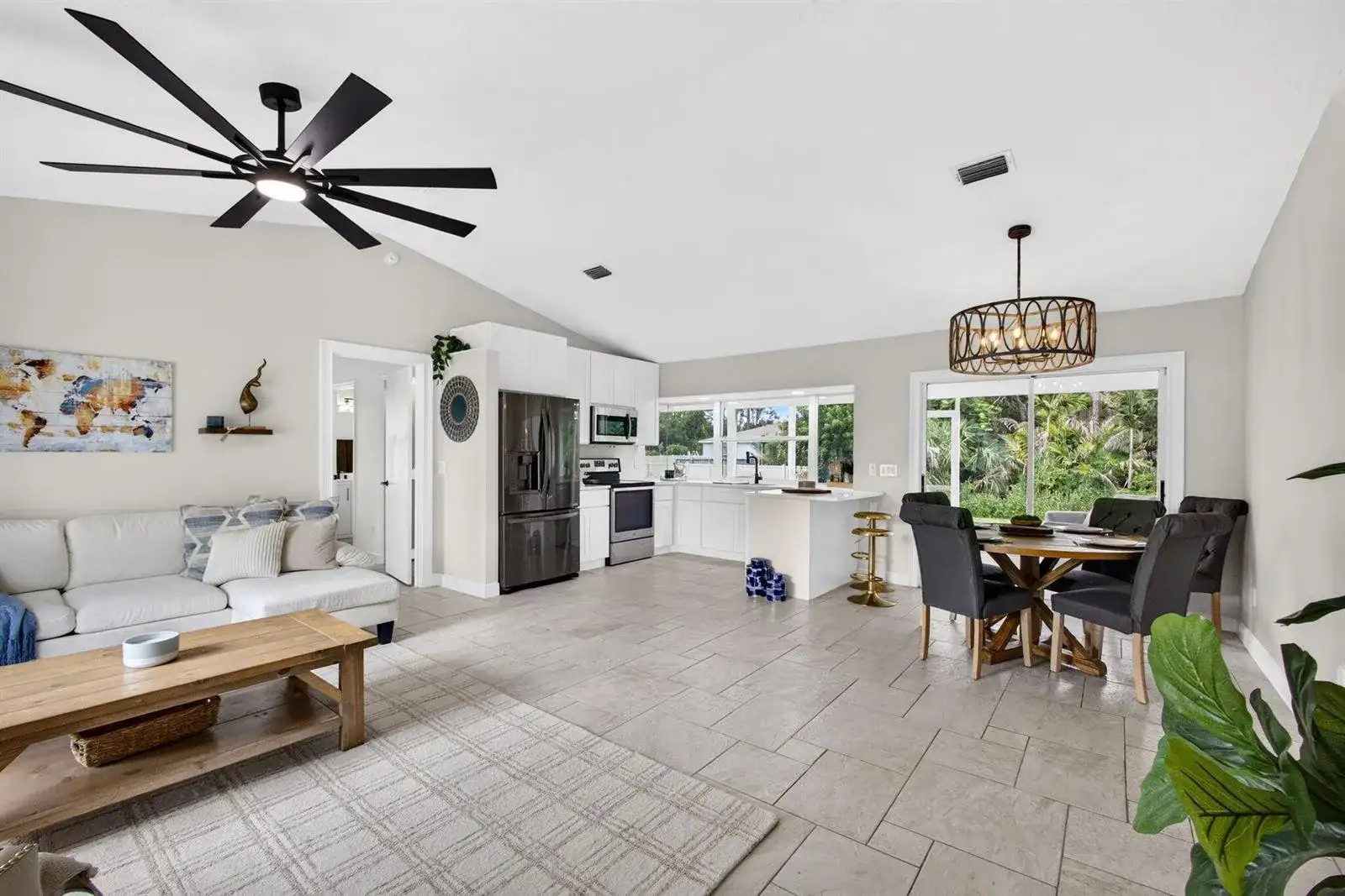 8545 101ST Avenue, Vero Beach FL 32967 photo 5