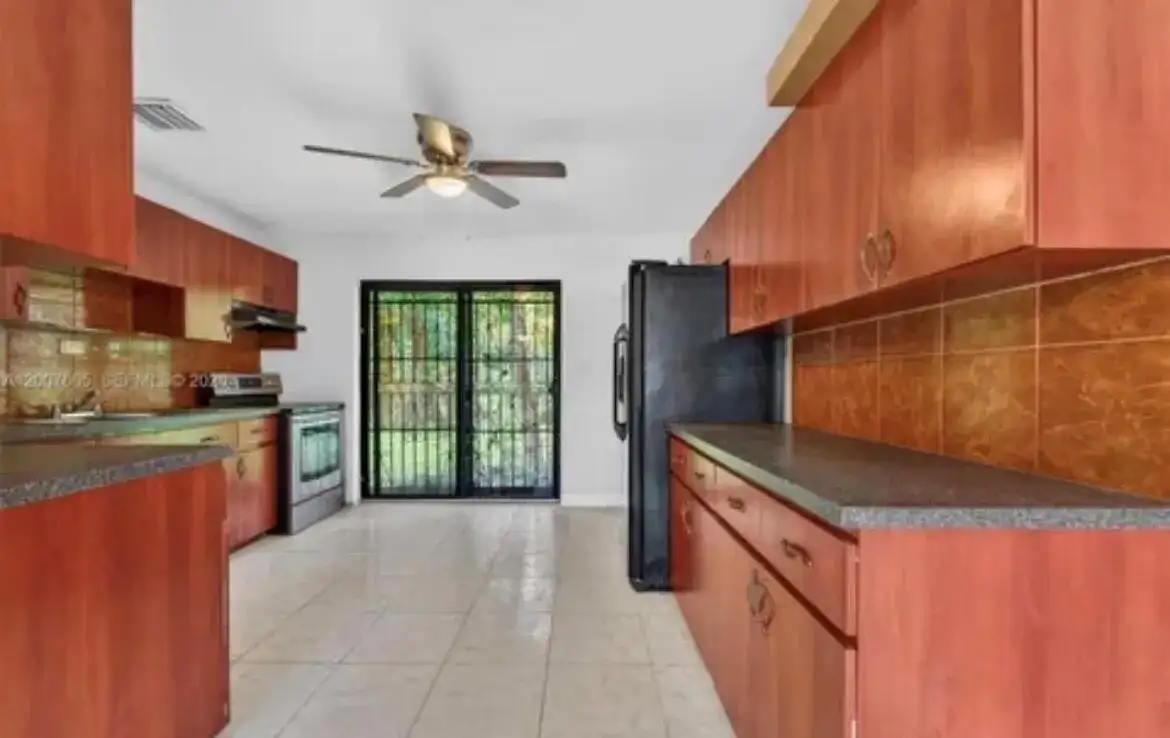 11120 NW 6TH Avenue, Miami Shores FL 33168 photo 5