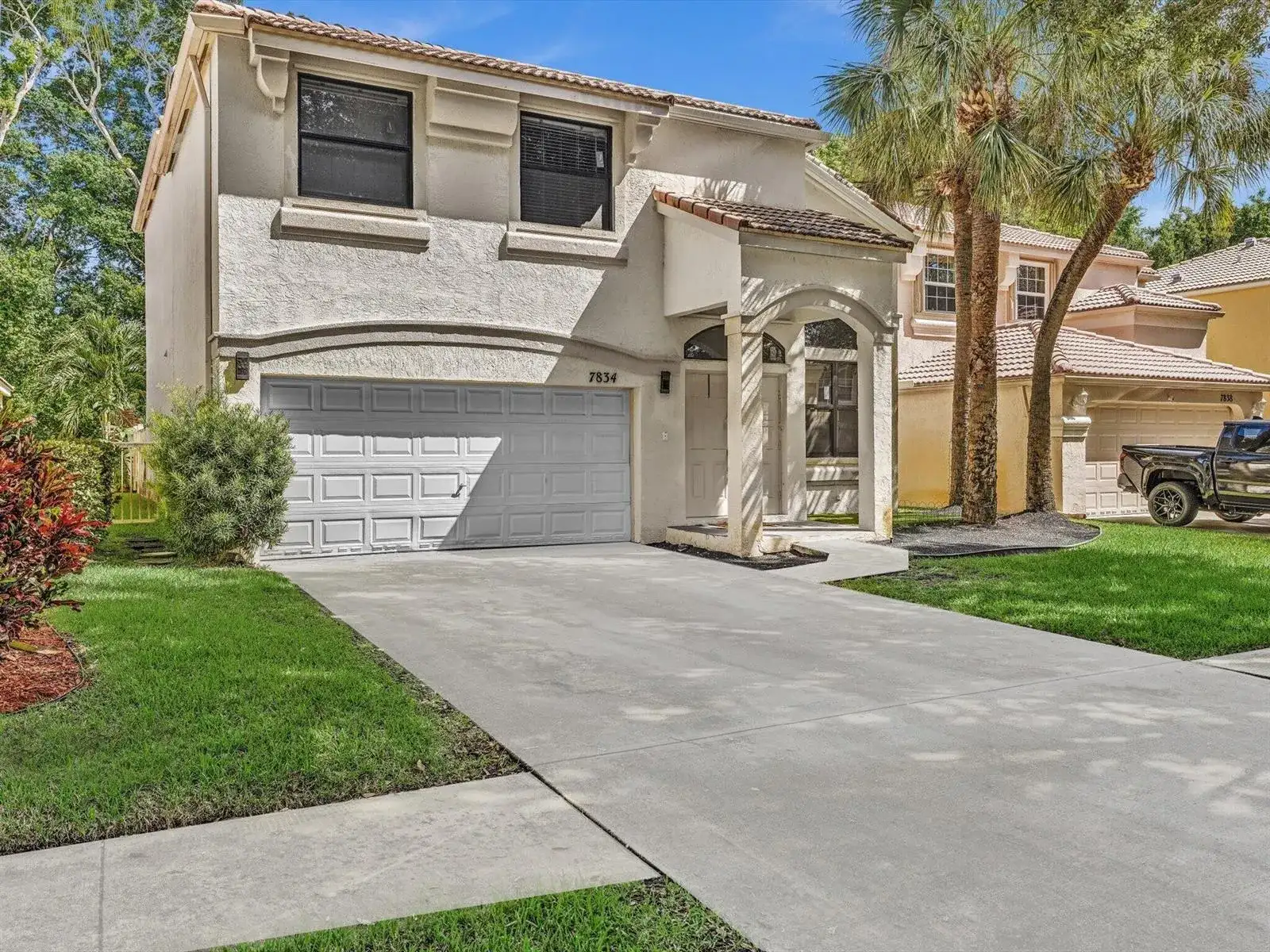 7834 Oak Grove Circle, Lake Worth FL 33467 photo 2