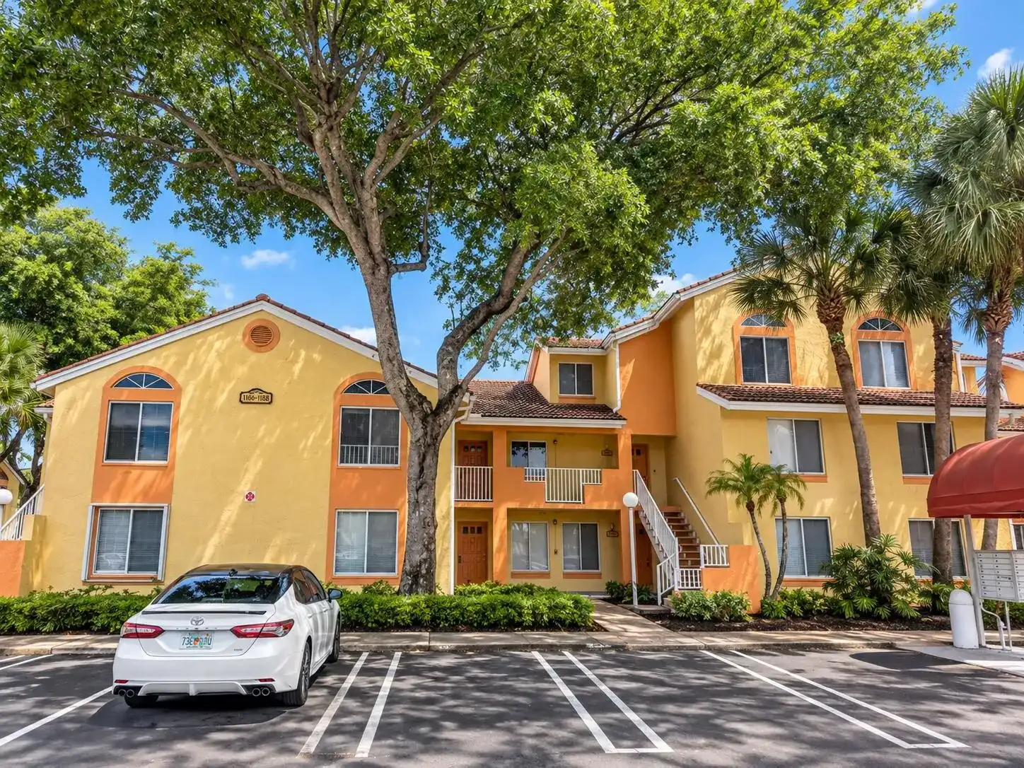 1172 CORAL CLUB Drive # 1172, Coral Springs FL 33071