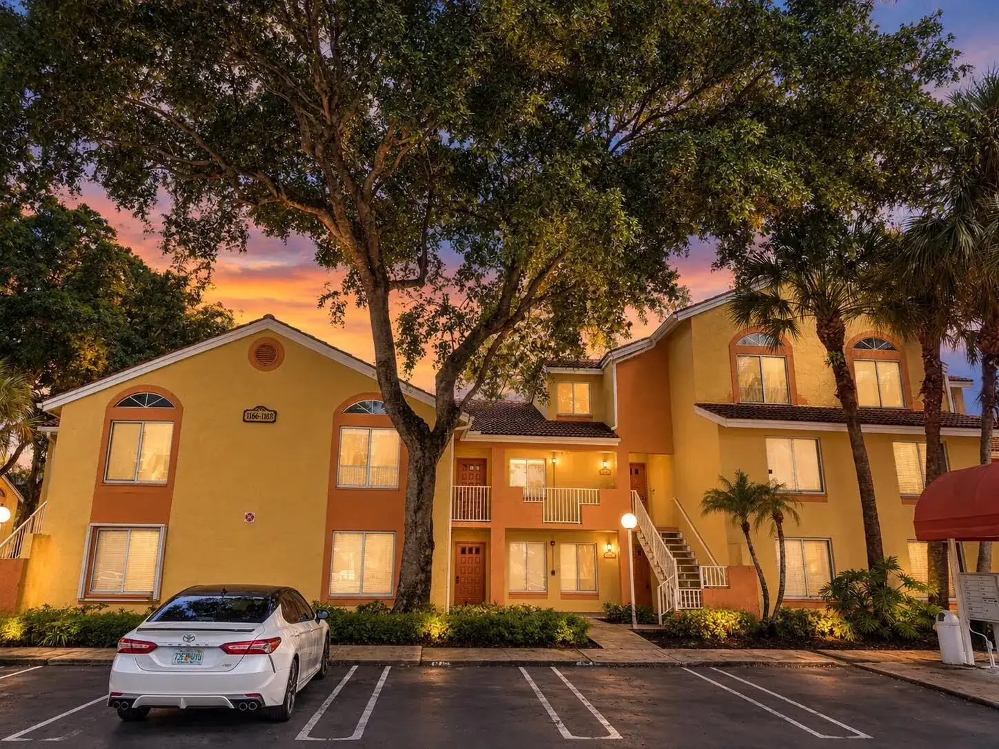 1172 CORAL CLUB Drive # 1172, Coral Springs FL 33071 photo 2