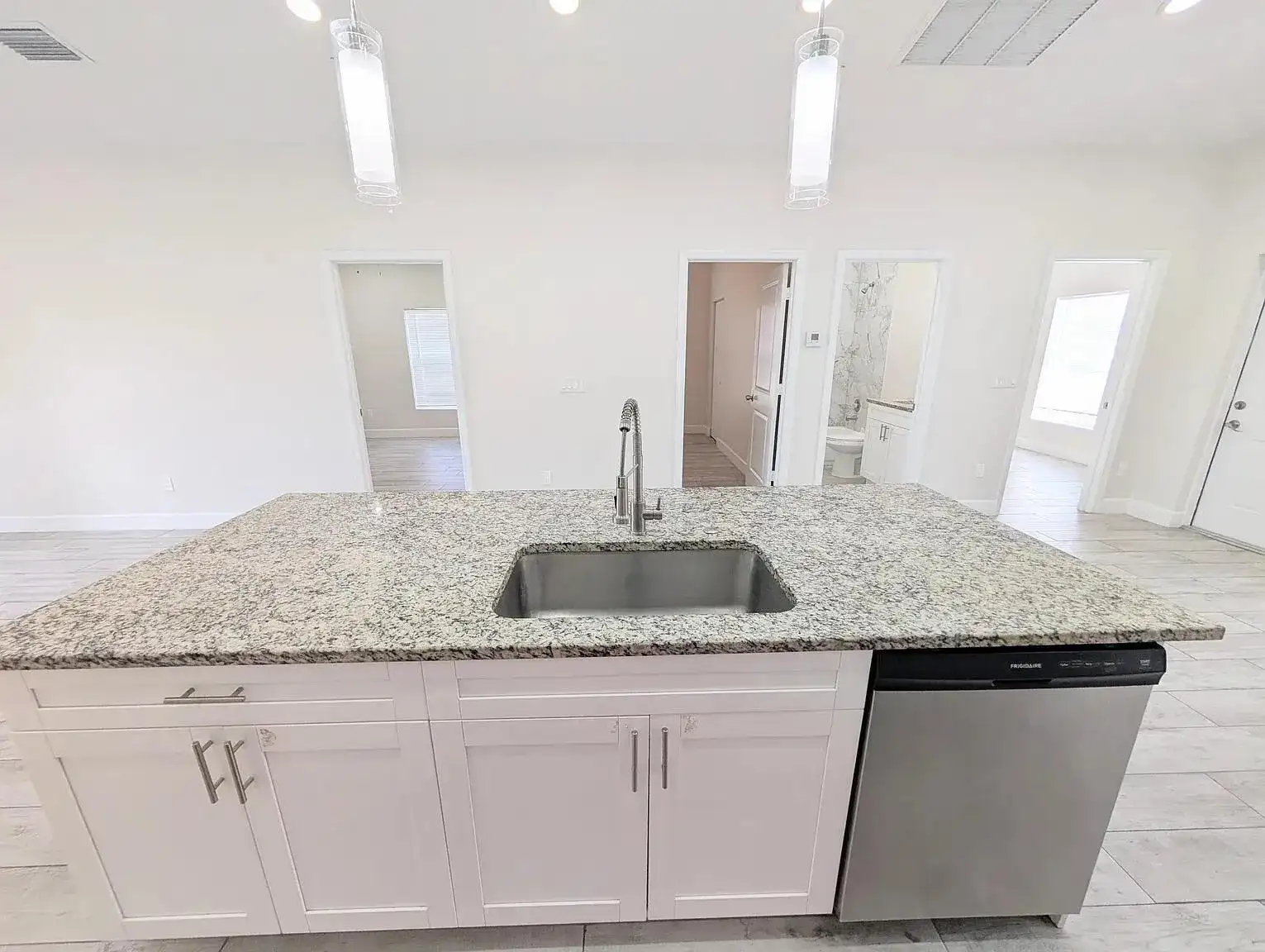 1562 W 26th Court, Riviera Beach FL 33404 photo 3