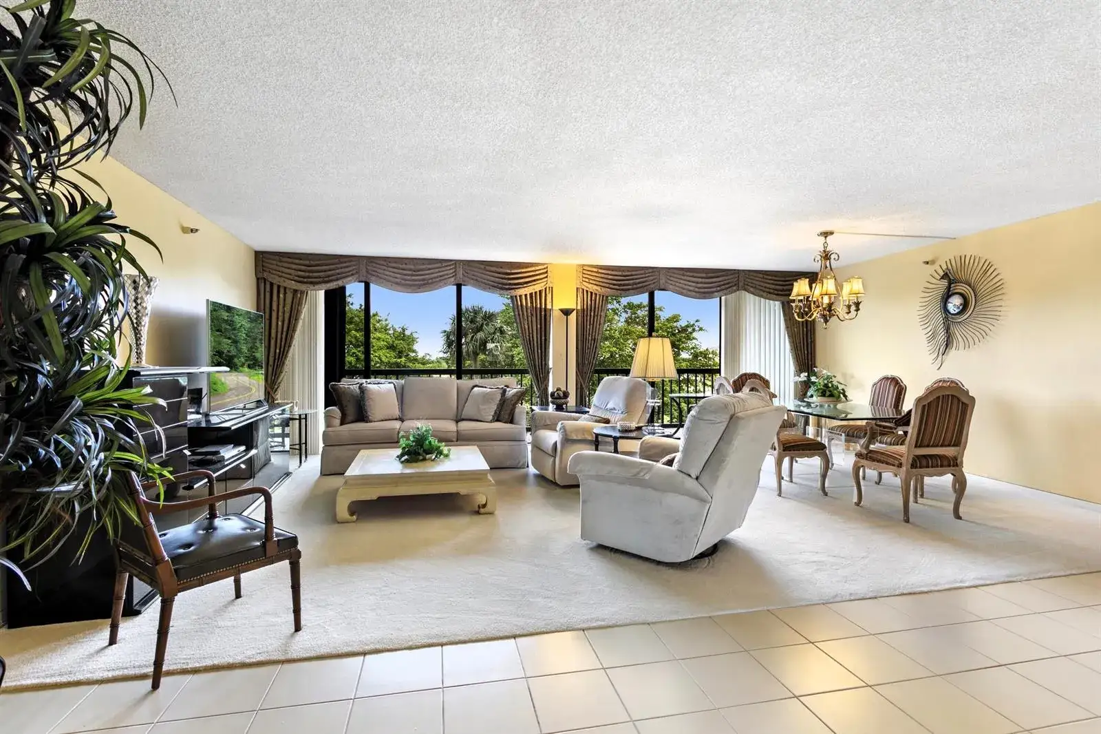2480 Presidential Way # 403, West Palm Beach FL 33401