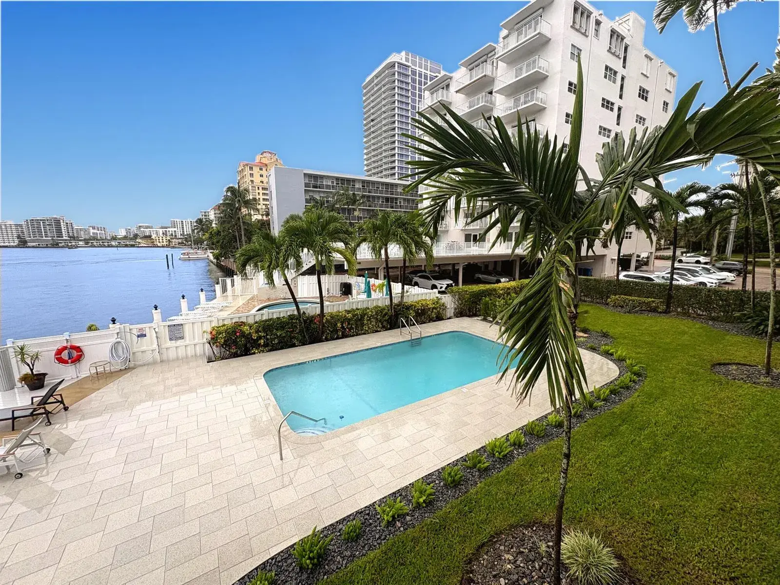 9 N BIRCH Road # 402, Fort Lauderdale FL 33304