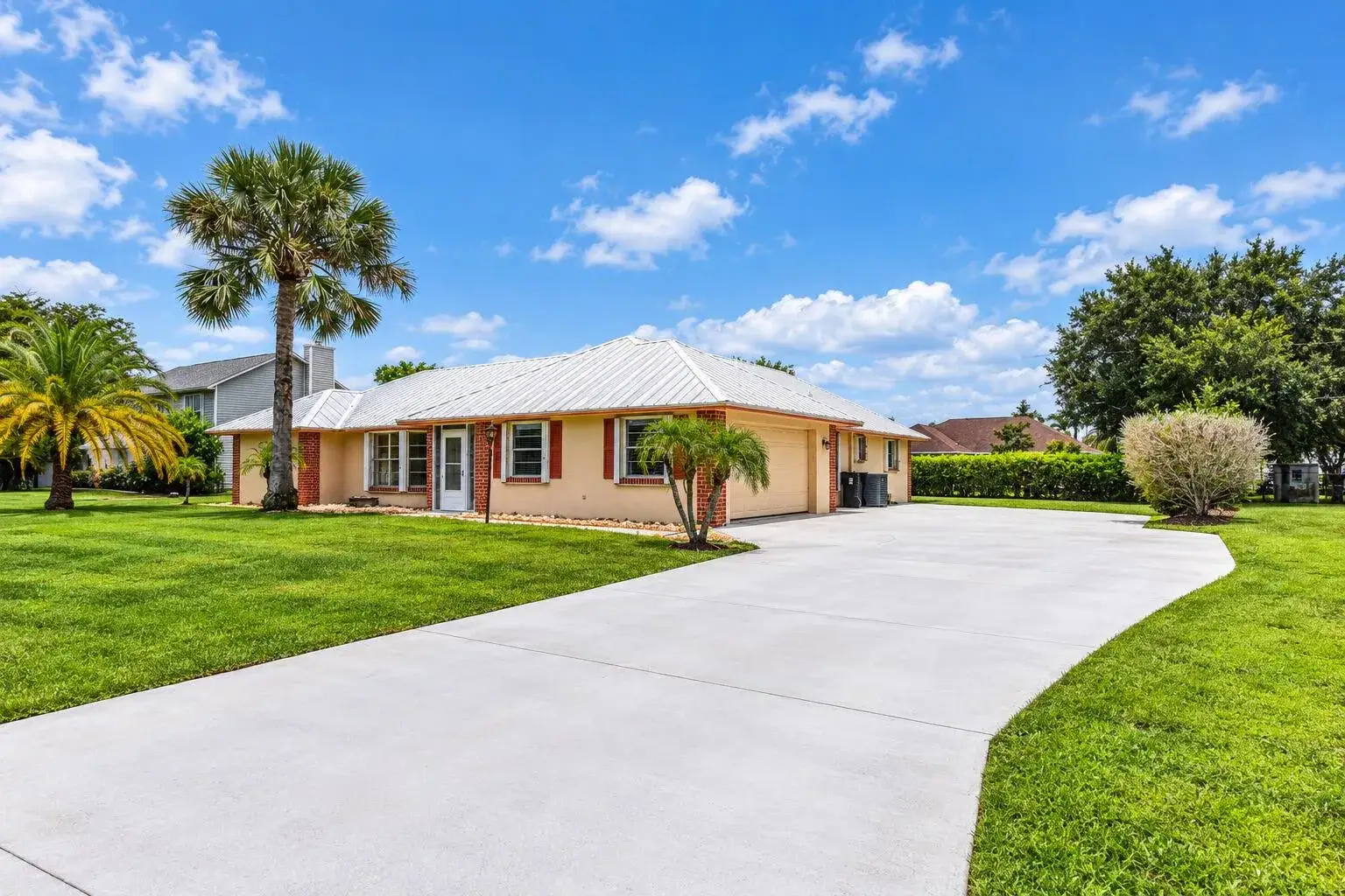1934 SE TICKRIDGE Road, Port St. Lucie FL 34952