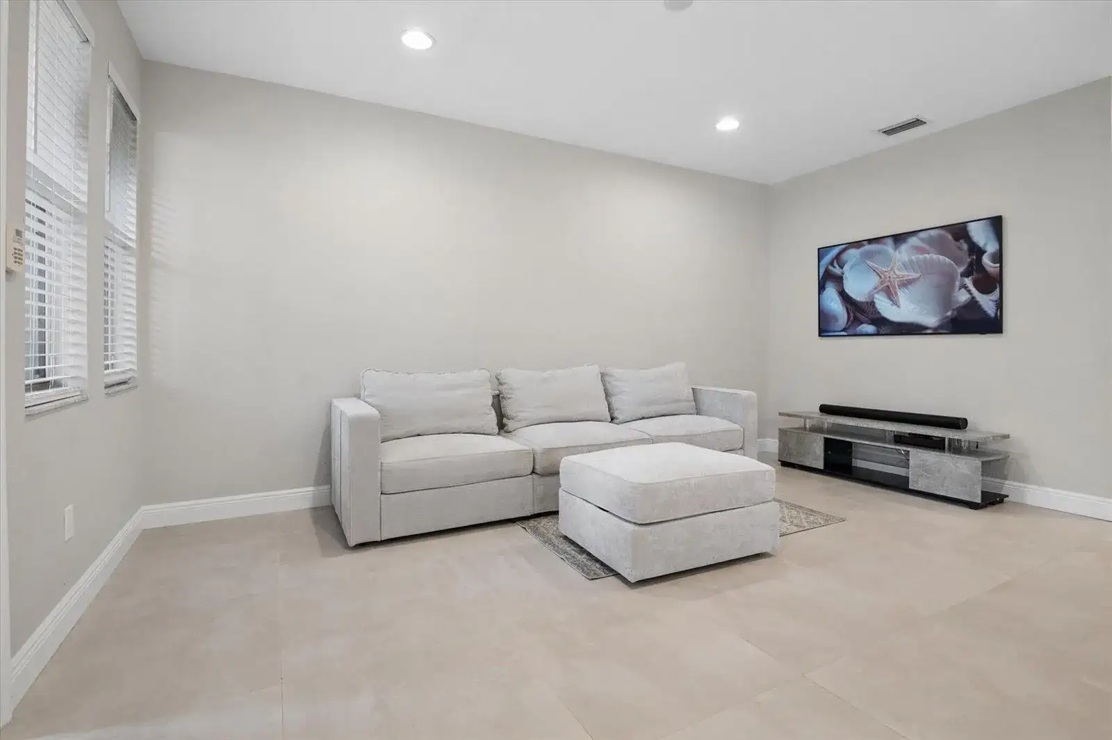 950 Marina Del Ray Lane # 4, West Palm Beach FL 33401 photo 3