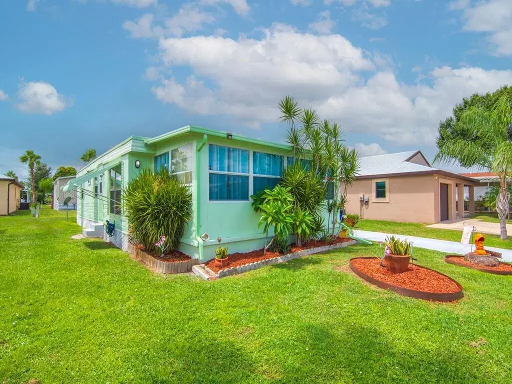 9 Kassaba Lane, Port St. Lucie FL 34952
