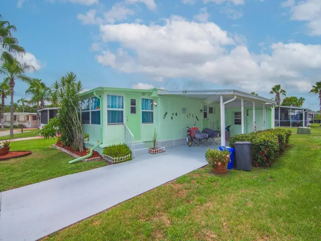 9 Kassaba Lane, Port St. Lucie FL 34952