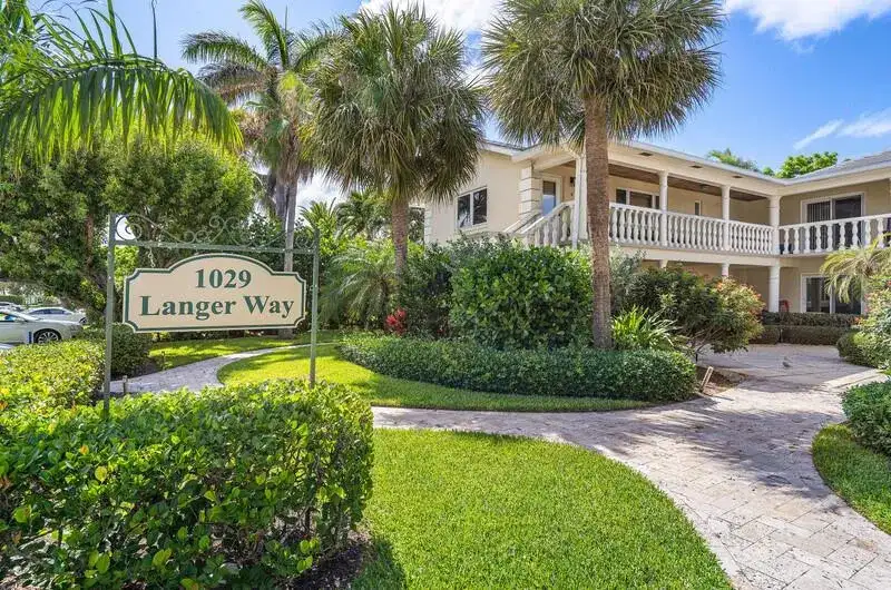 1029 Langer Way # 5, Delray Beach FL 33483 photo 2