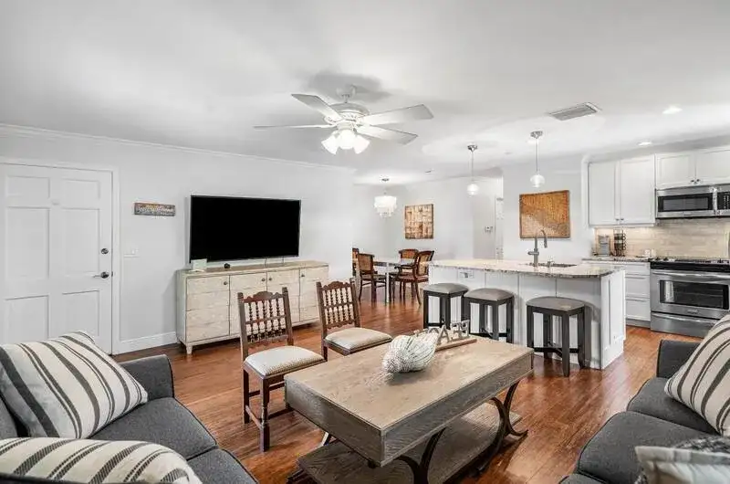 1029 Langer Way # 5, Delray Beach FL 33483 photo 5