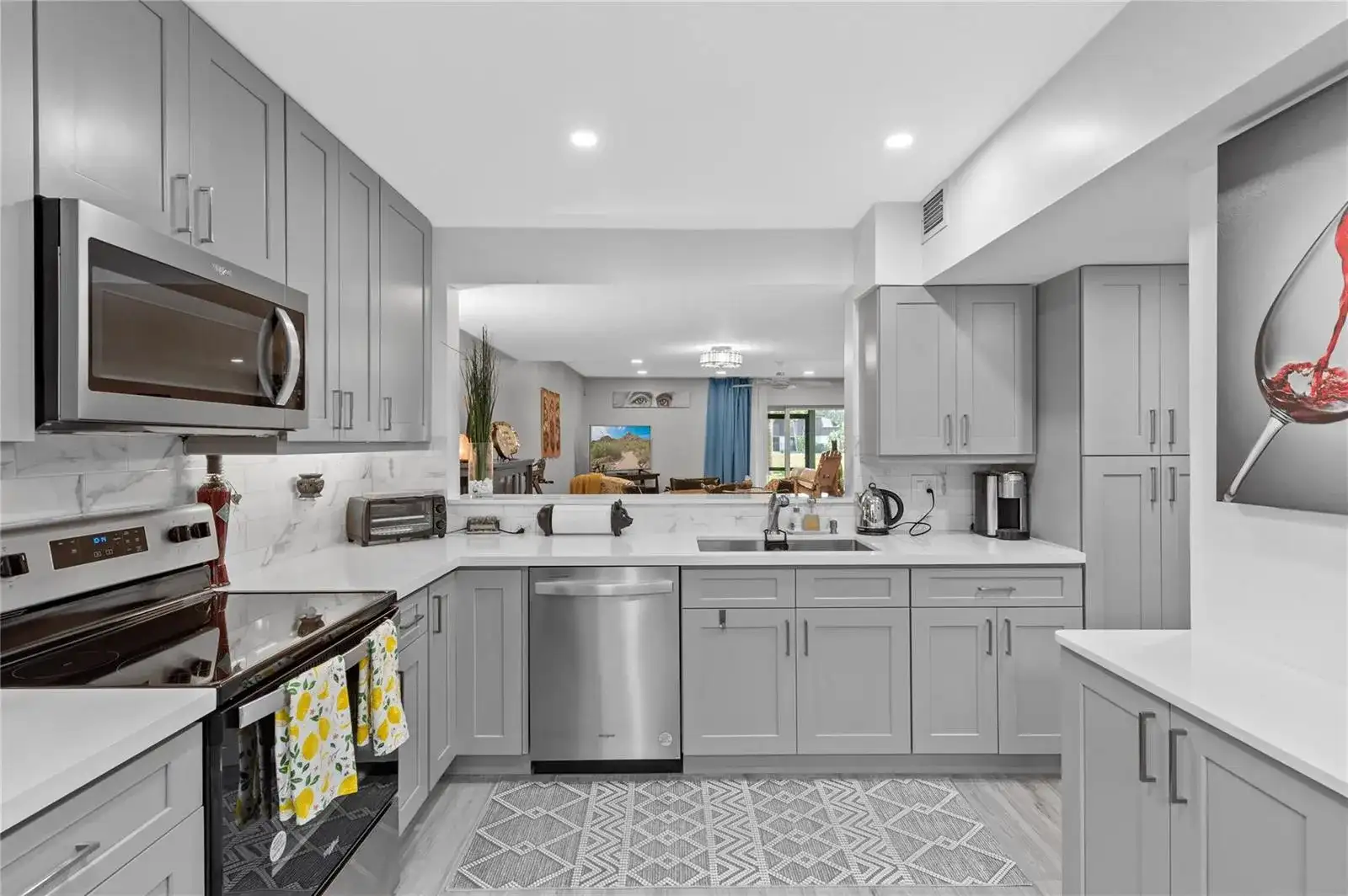 3063 N PALM AIRE Drive # 3063, Pompano Beach FL 33069 photo 4