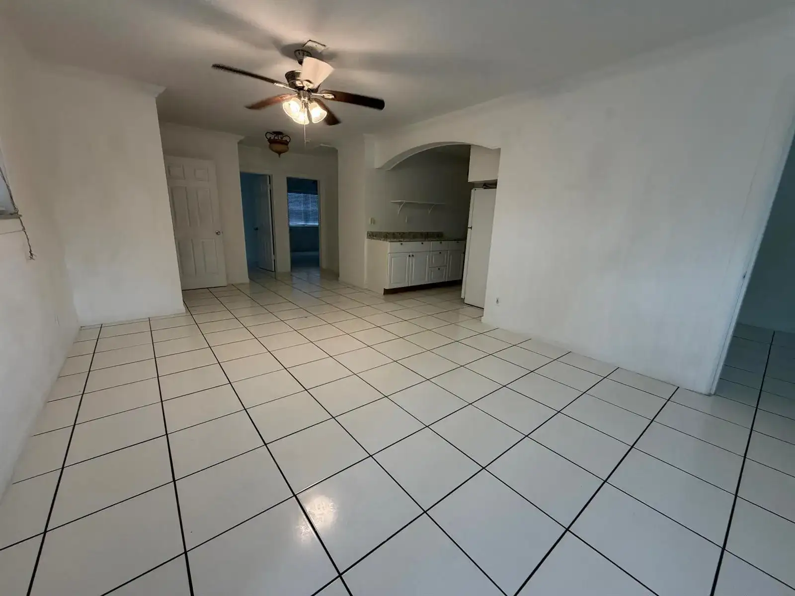 421 NE 11TH Street # 5, Fort Lauderdale FL 33304 photo 2