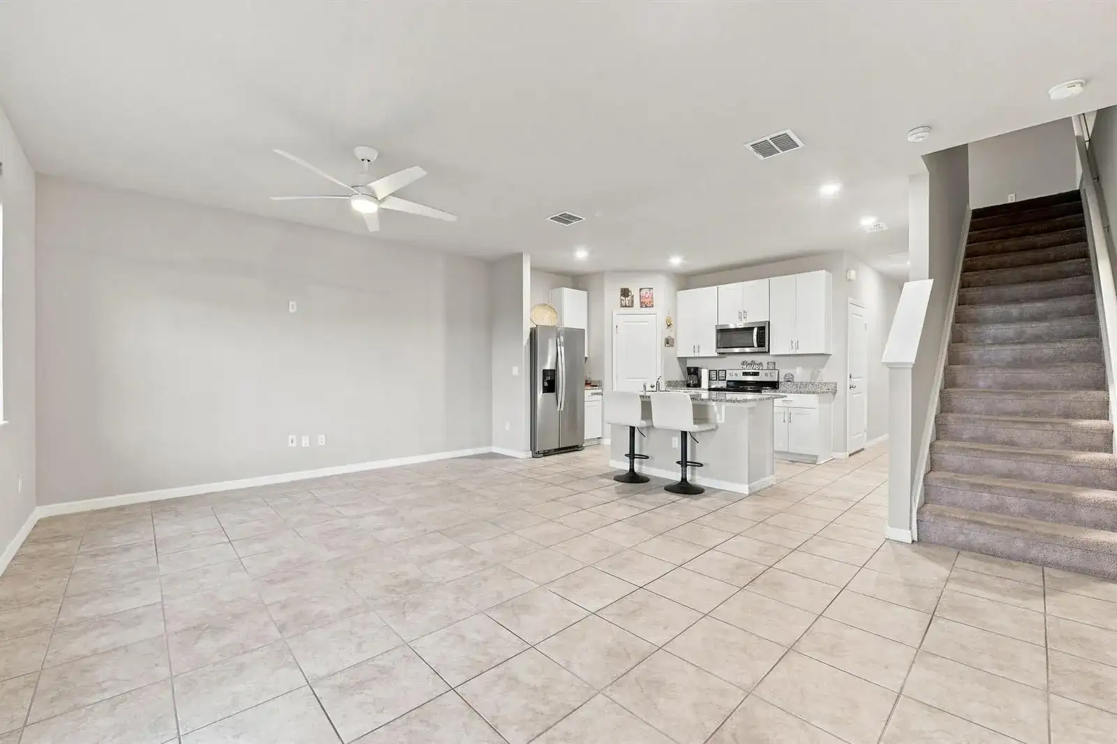 3570 SAN BERNARDINO Way, Palm Springs FL 33461 photo 4