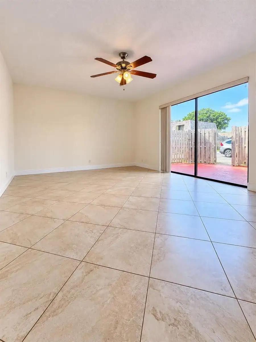 165 LAKE ARBOR Drive, Palm Springs FL 33461 photo 5