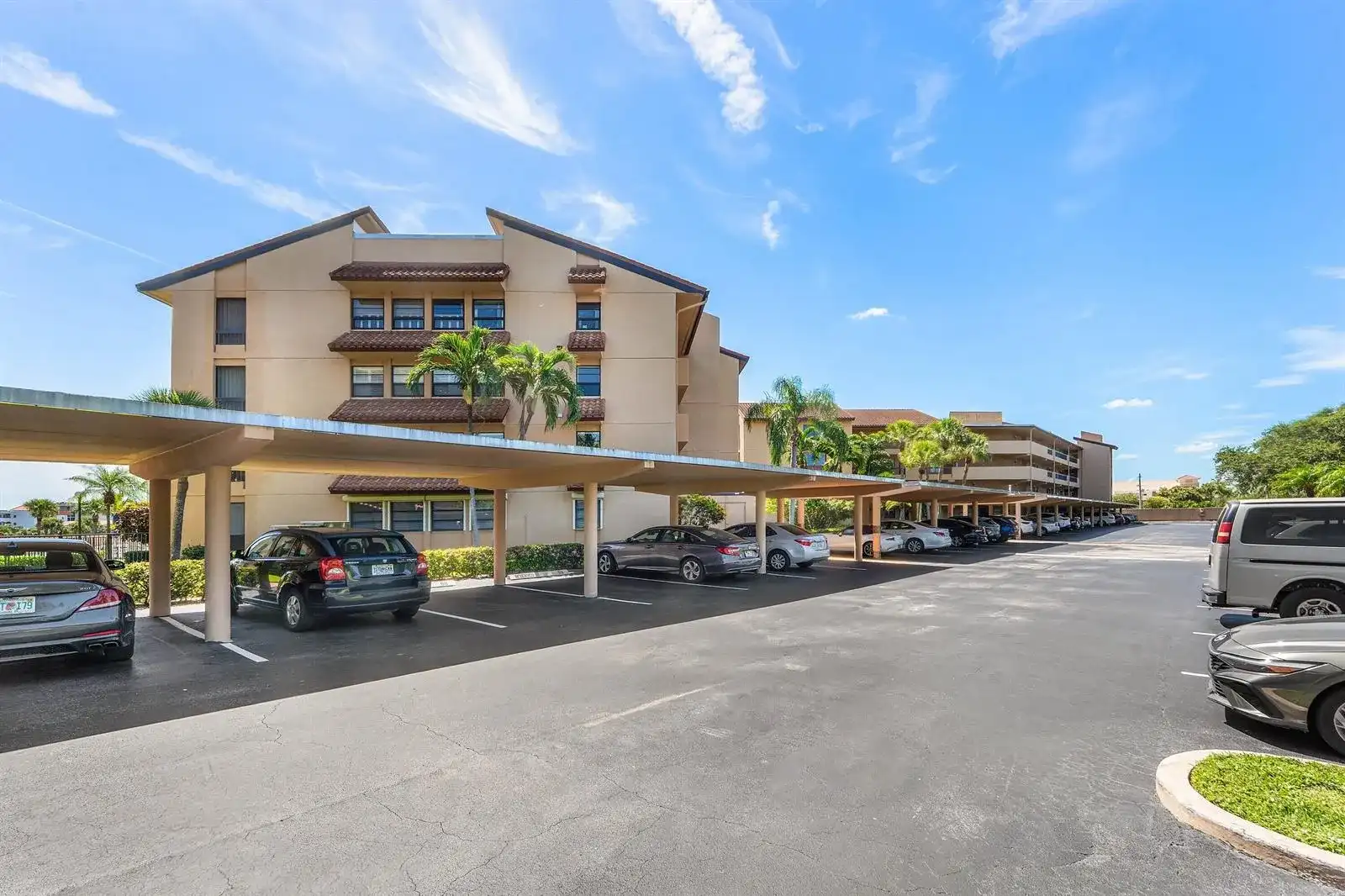 1030 Us Highway 1 # 413, North Palm Beach FL 33408