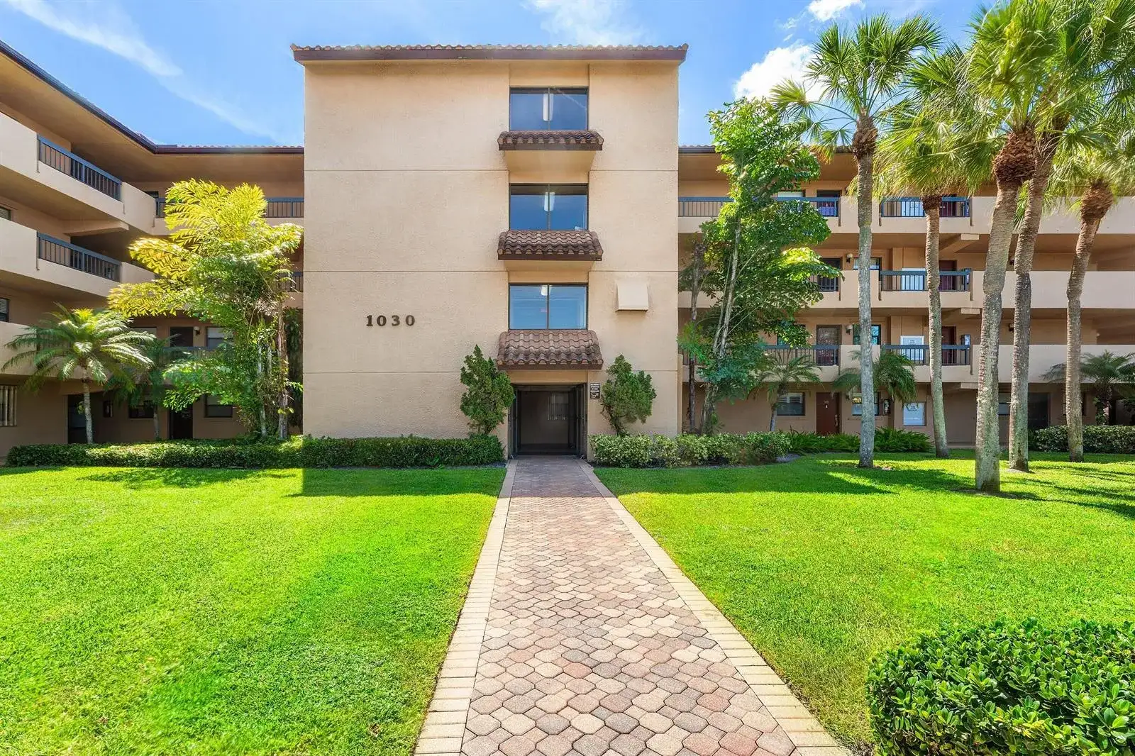 1030 Us Highway 1 # 413, North Palm Beach FL 33408 photo 2