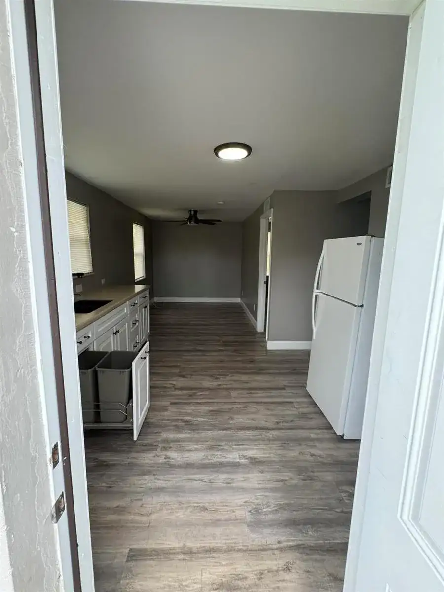 3890 Lakewood Road, Palm Springs FL 33461 photo 2