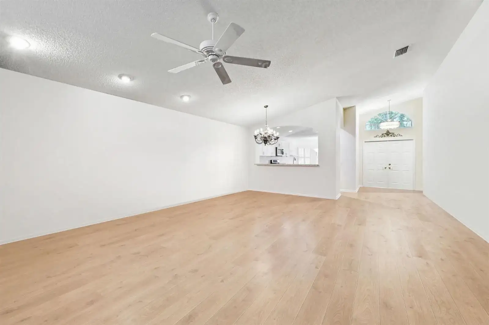 11163 Mandalay Way, Boynton Beach FL 33437 photo 3