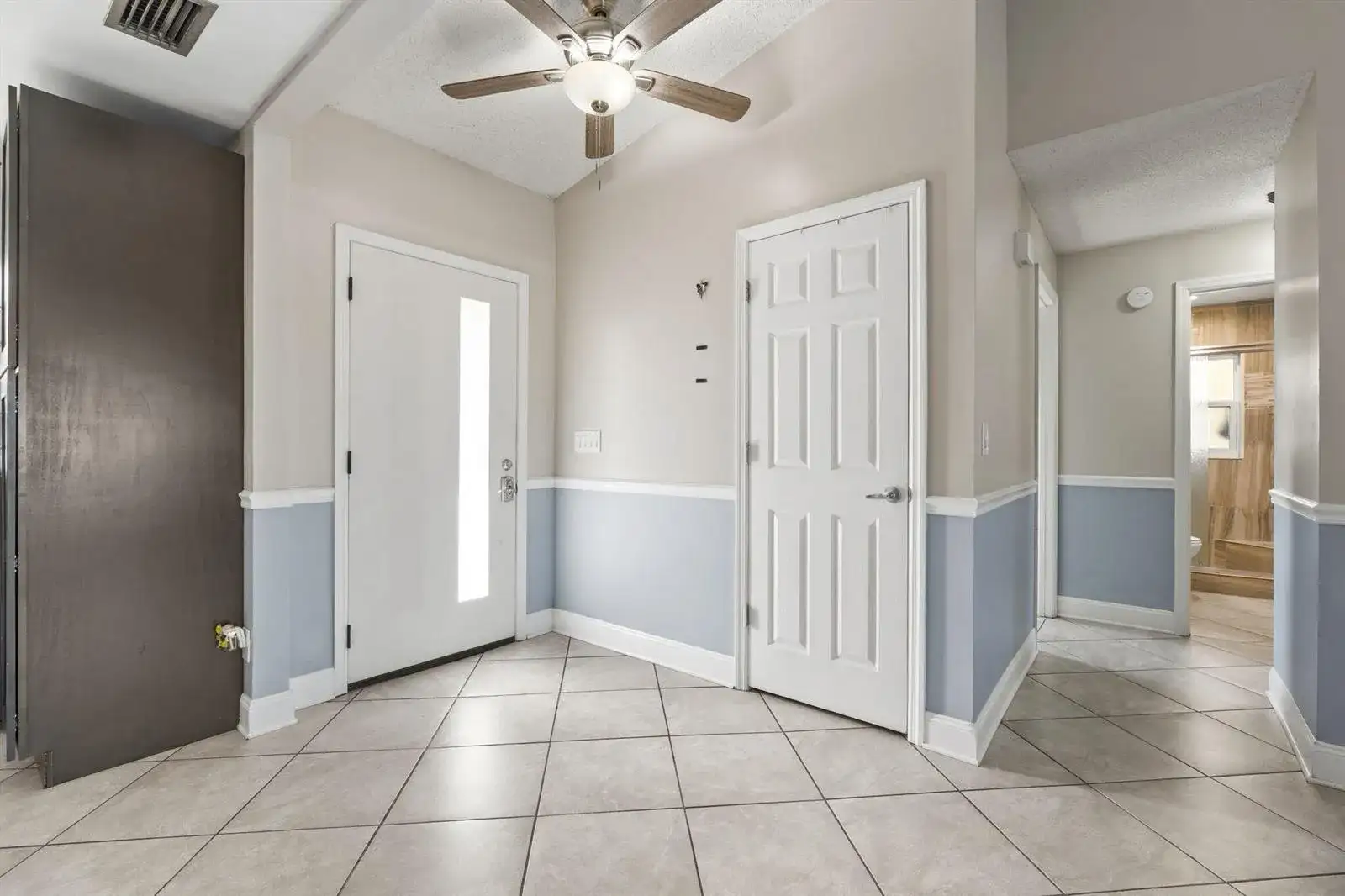 5111 EAGLE Drive, Fort Pierce FL 34951 photo 3