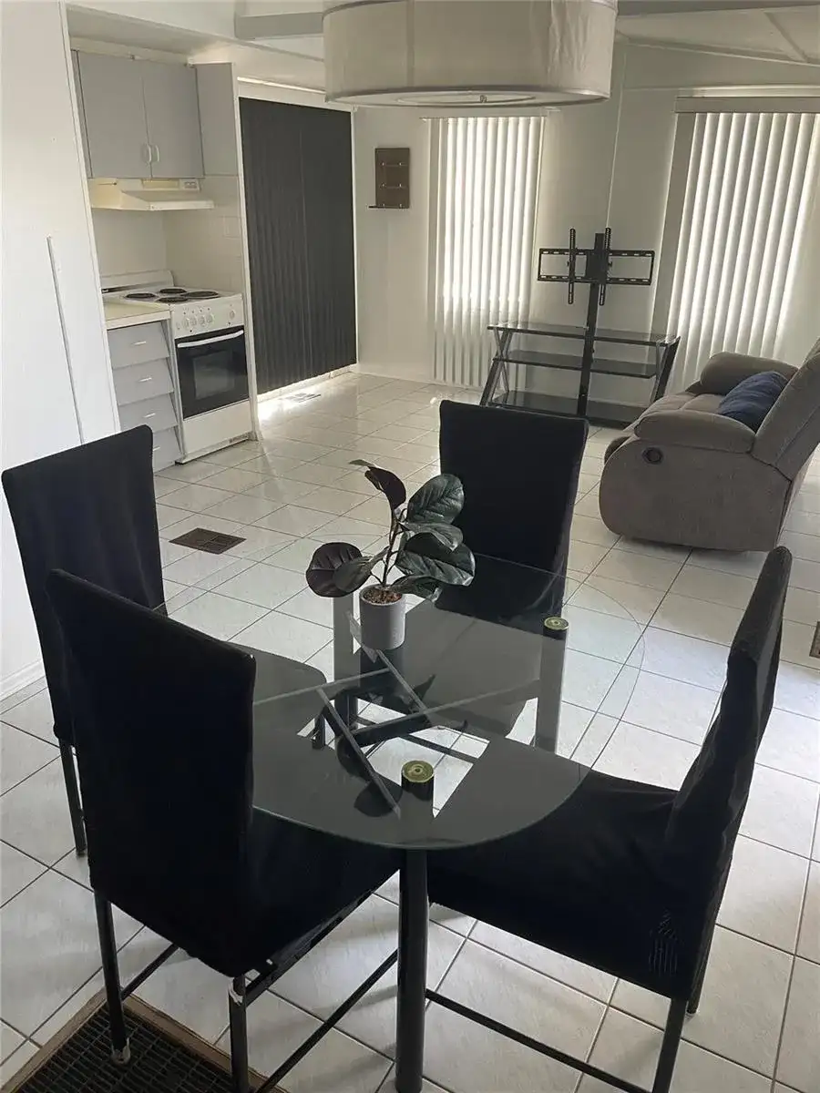 812 SW 1ST Court, Hallandale Beach FL 33009 photo 5