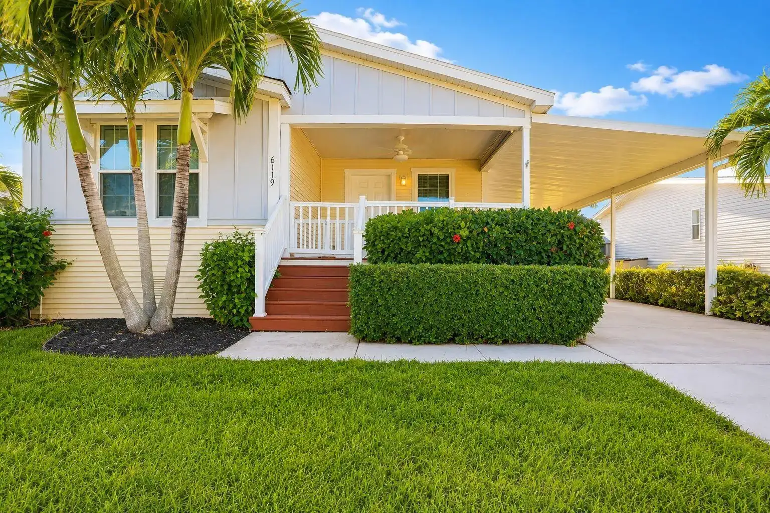 6119 N Ficus Lane, Atlantis FL 33462 photo 3