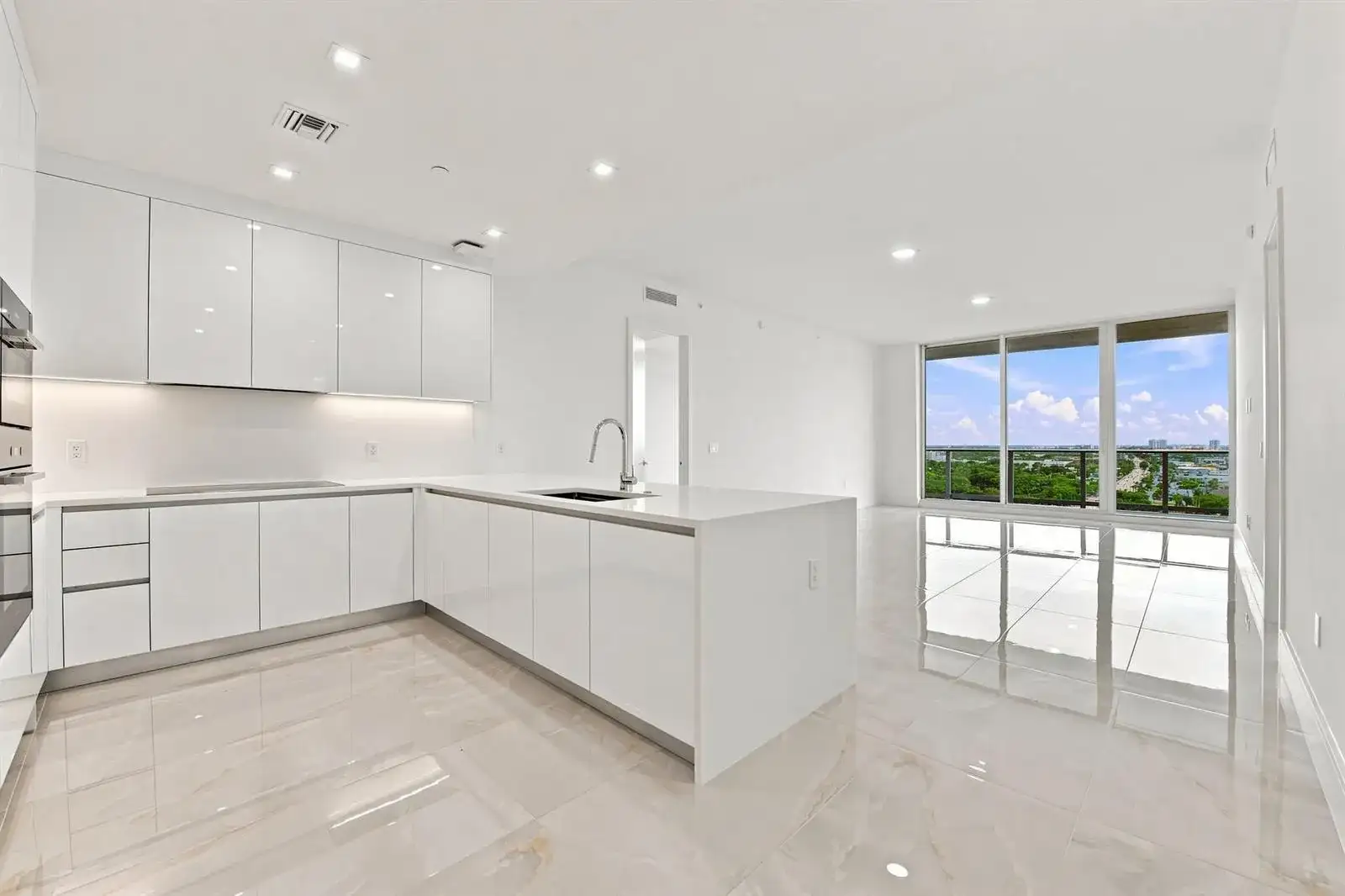 220 Lake Shore Drive # 1517, Lake Park FL 33403 photo 3