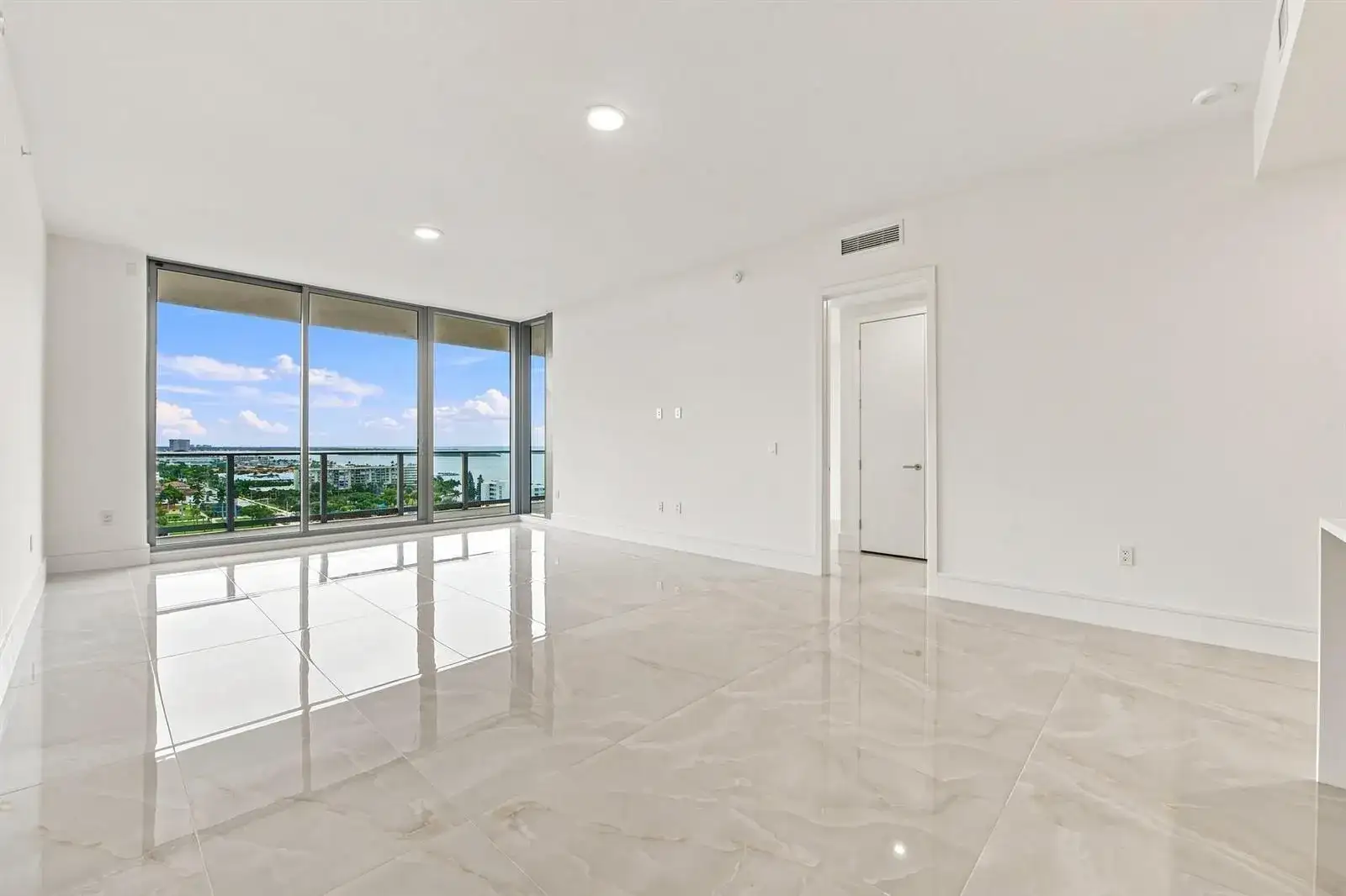 220 Lake Shore Drive # 1517, Lake Park FL 33403 photo 5