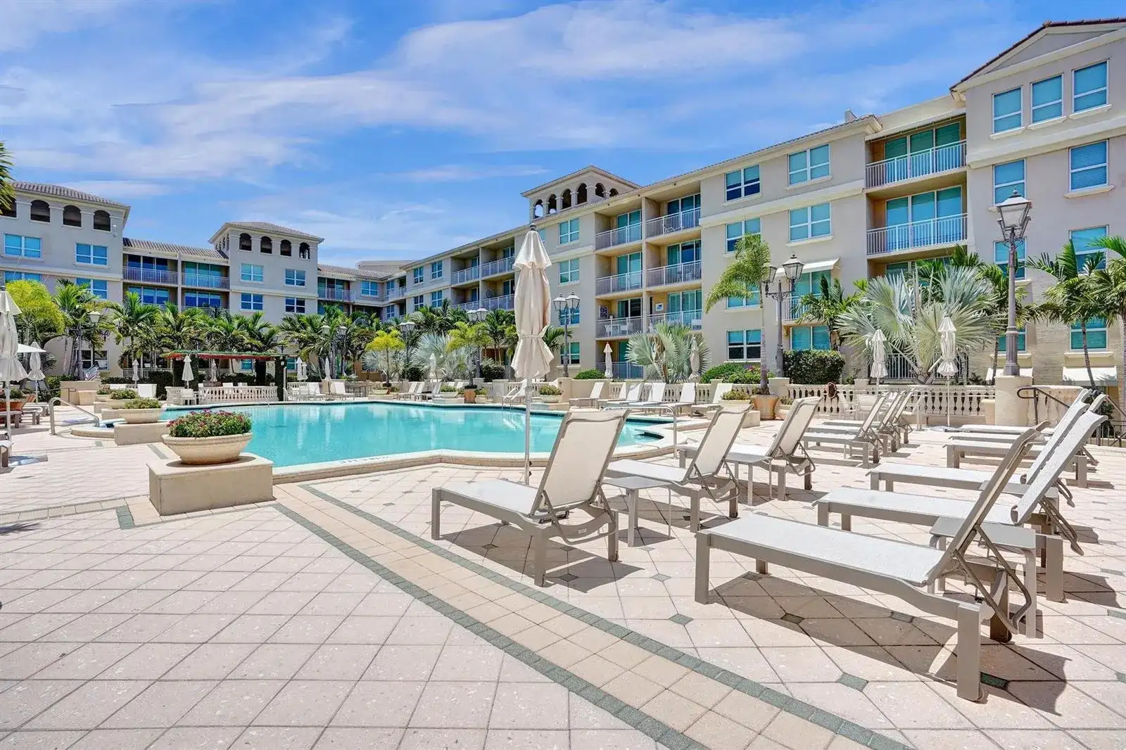 99 SE Mizner Boulevard Apt 802, Boca Raton FL 33432 photo 2