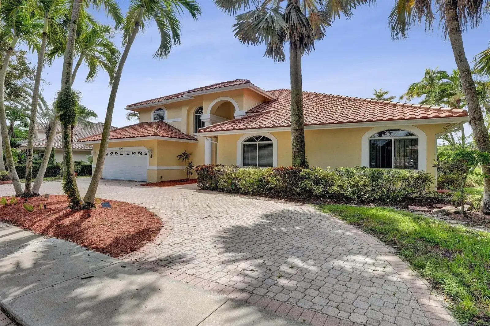 11340 Lakeshore Drive, Cooper City FL 33026 photo 2