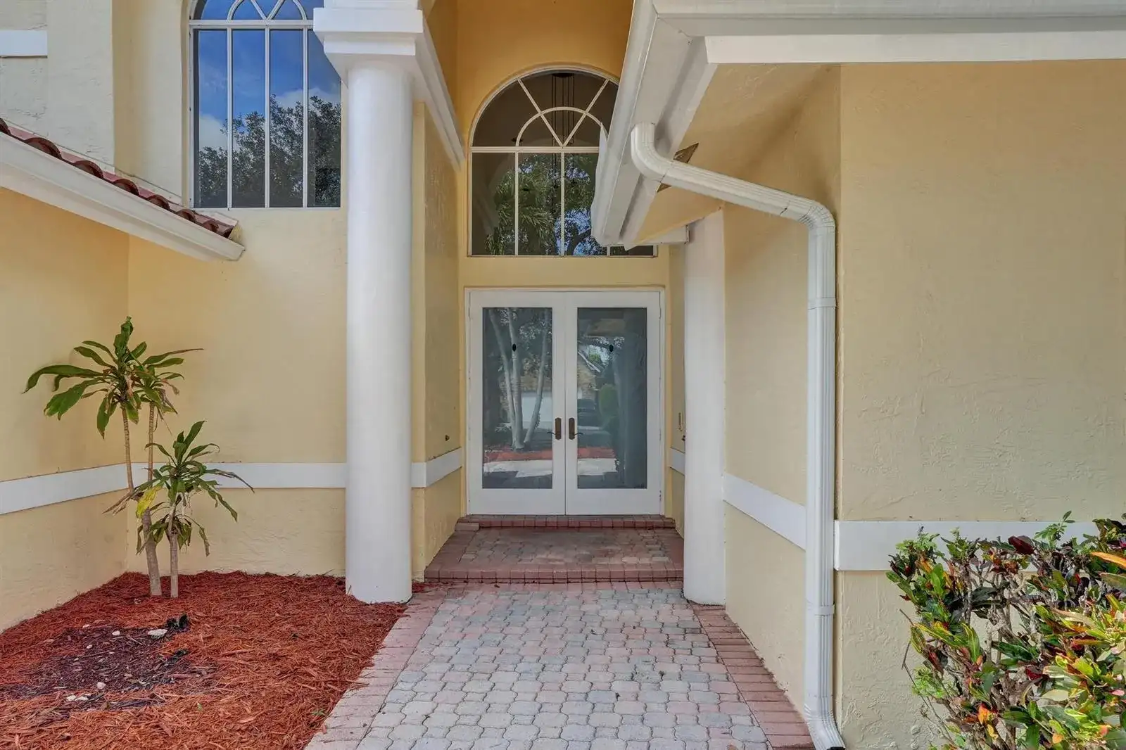 11340 Lakeshore Drive, Cooper City FL 33026 photo 4