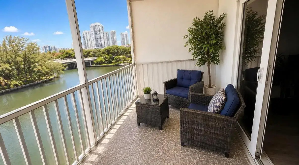 300 Diplomat Parkway # 514, Hallandale Beach FL 33009