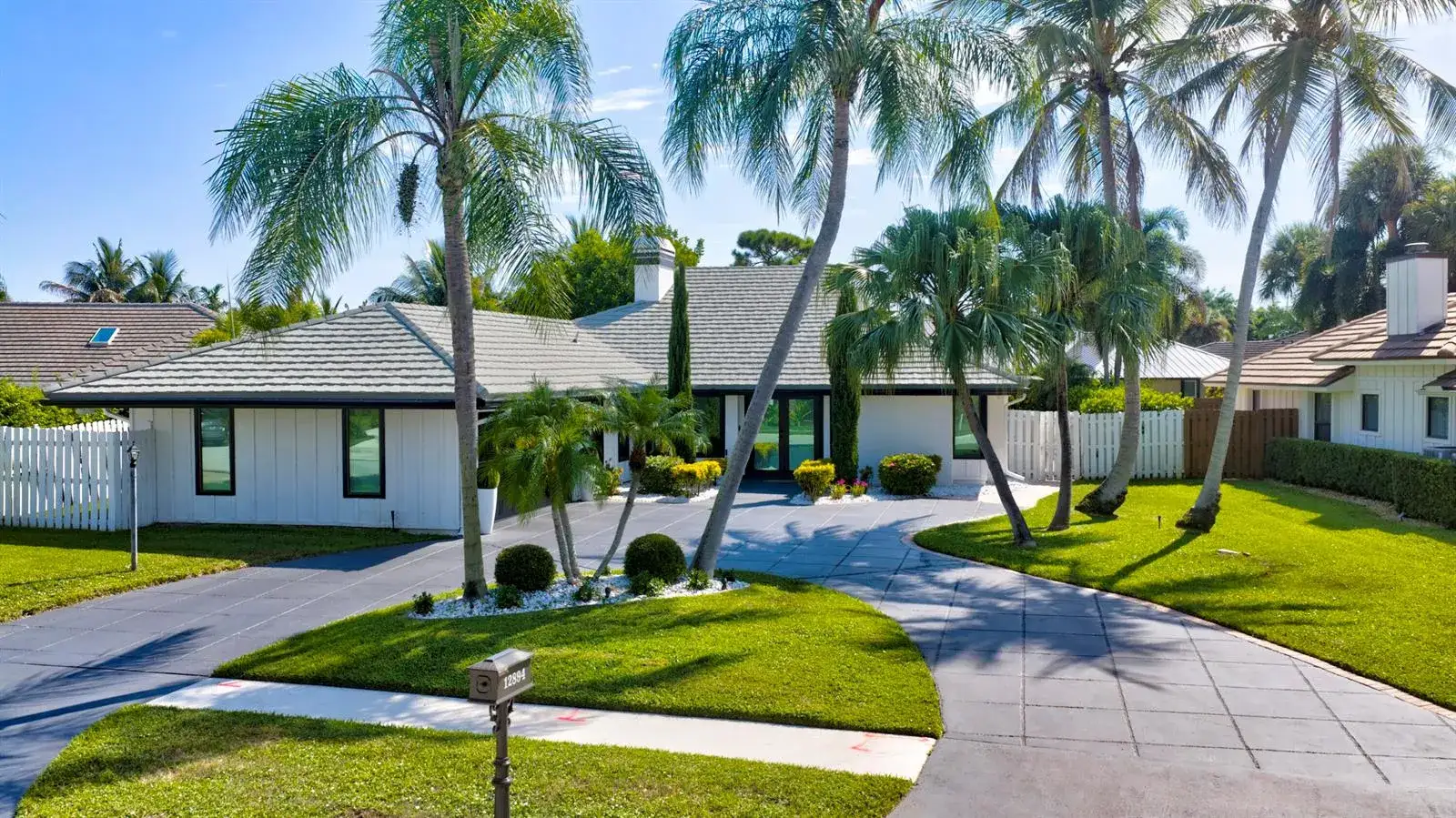 12894 N Normandy Way, Palm Beach Gardens FL 33410