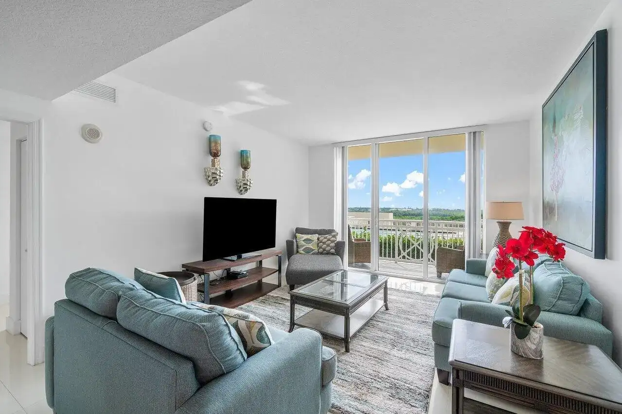 350 N Federal Highway Apt 606, Boynton Beach FL 33435 photo 4