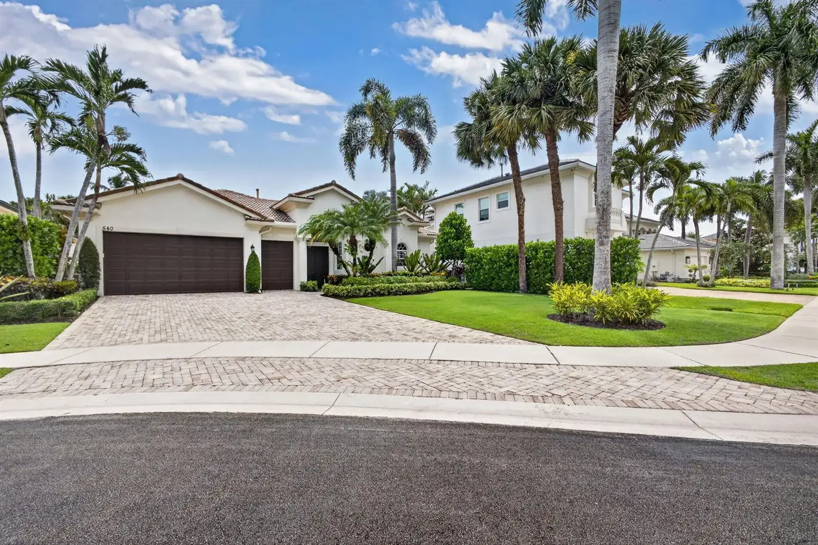540 Les Jardin Drive, Palm Beach Gardens FL 33410 photo 4