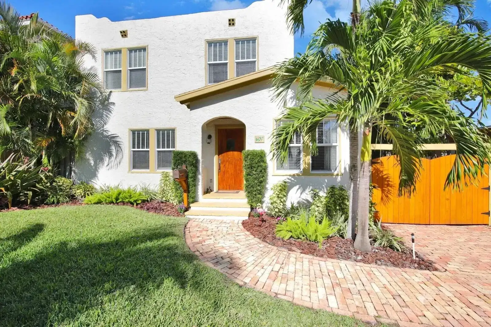 607 Flamingo Drive, West Palm Beach FL 33401