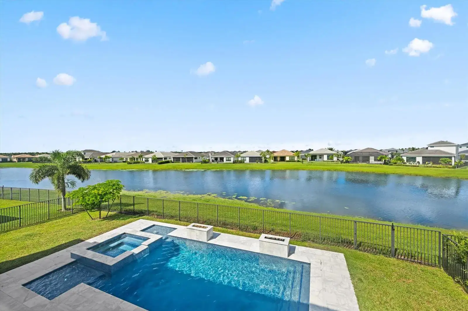 5597 Liberty Lane, Westlake FL 33470 photo 2