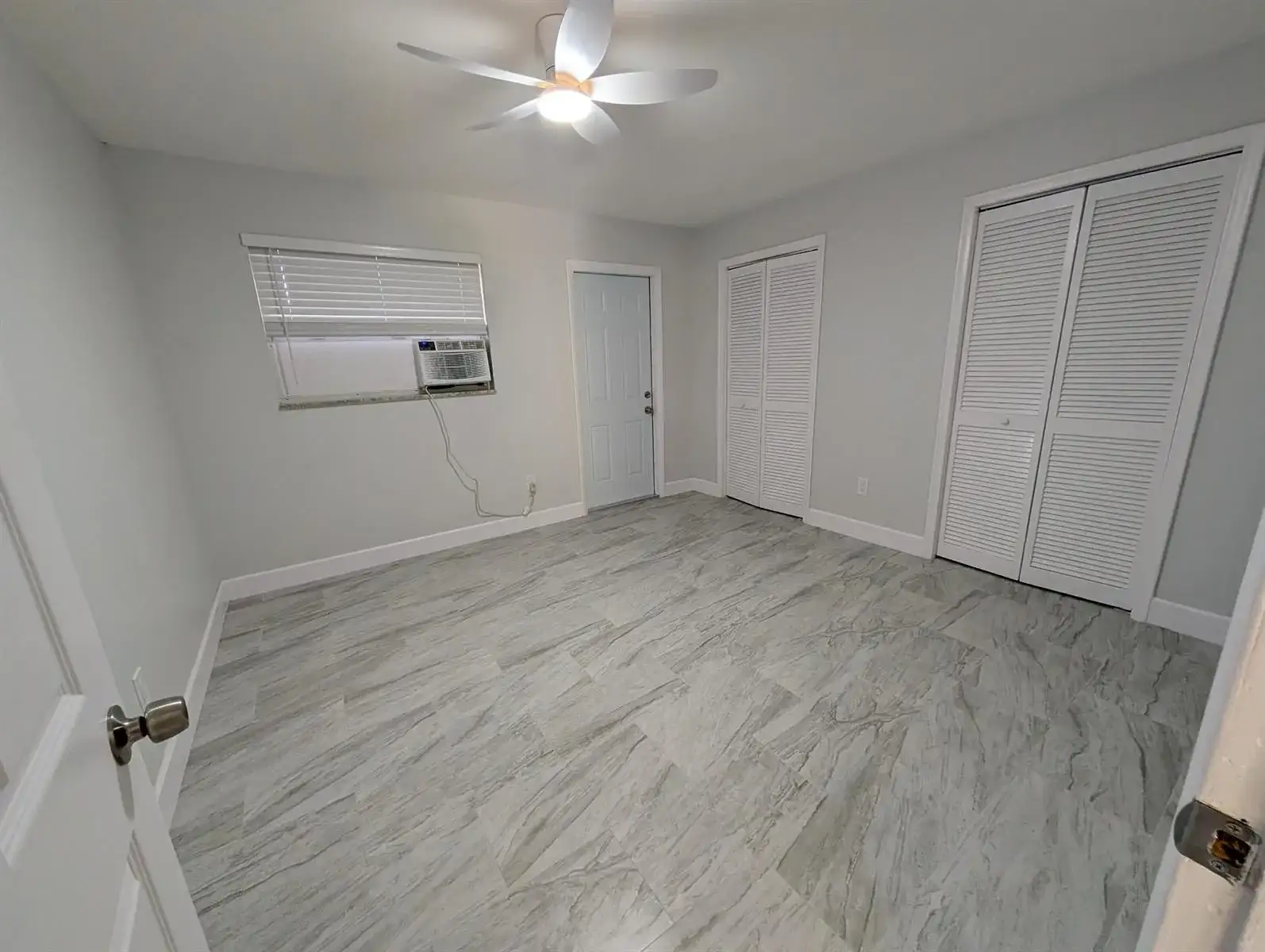 3924 7th Avenue N, Palm Springs FL 33461 photo 4