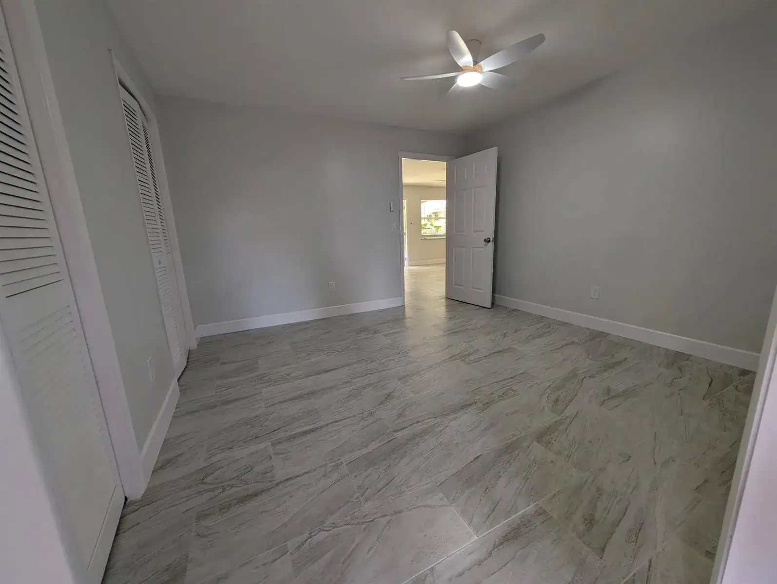 3924 7th Avenue N, Palm Springs FL 33461 photo 5