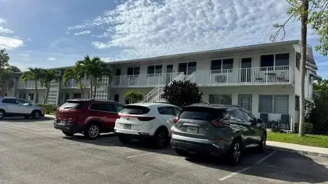 2000 NE 51ST Court # 110, Fort Lauderdale FL 33308