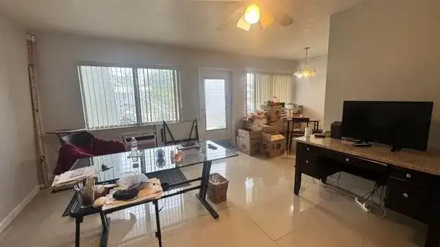 2000 NE 51ST Court # 110, Fort Lauderdale FL 33308 photo 2