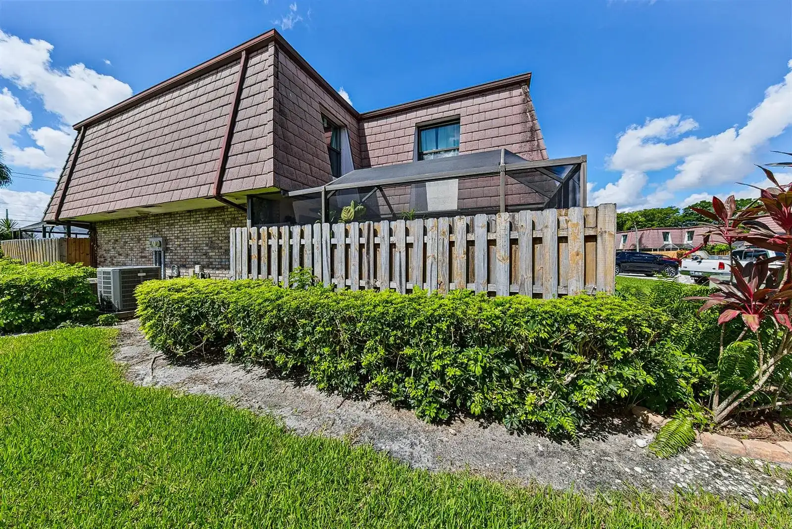 7693 Courtyard Run W, Boca Raton FL 33433