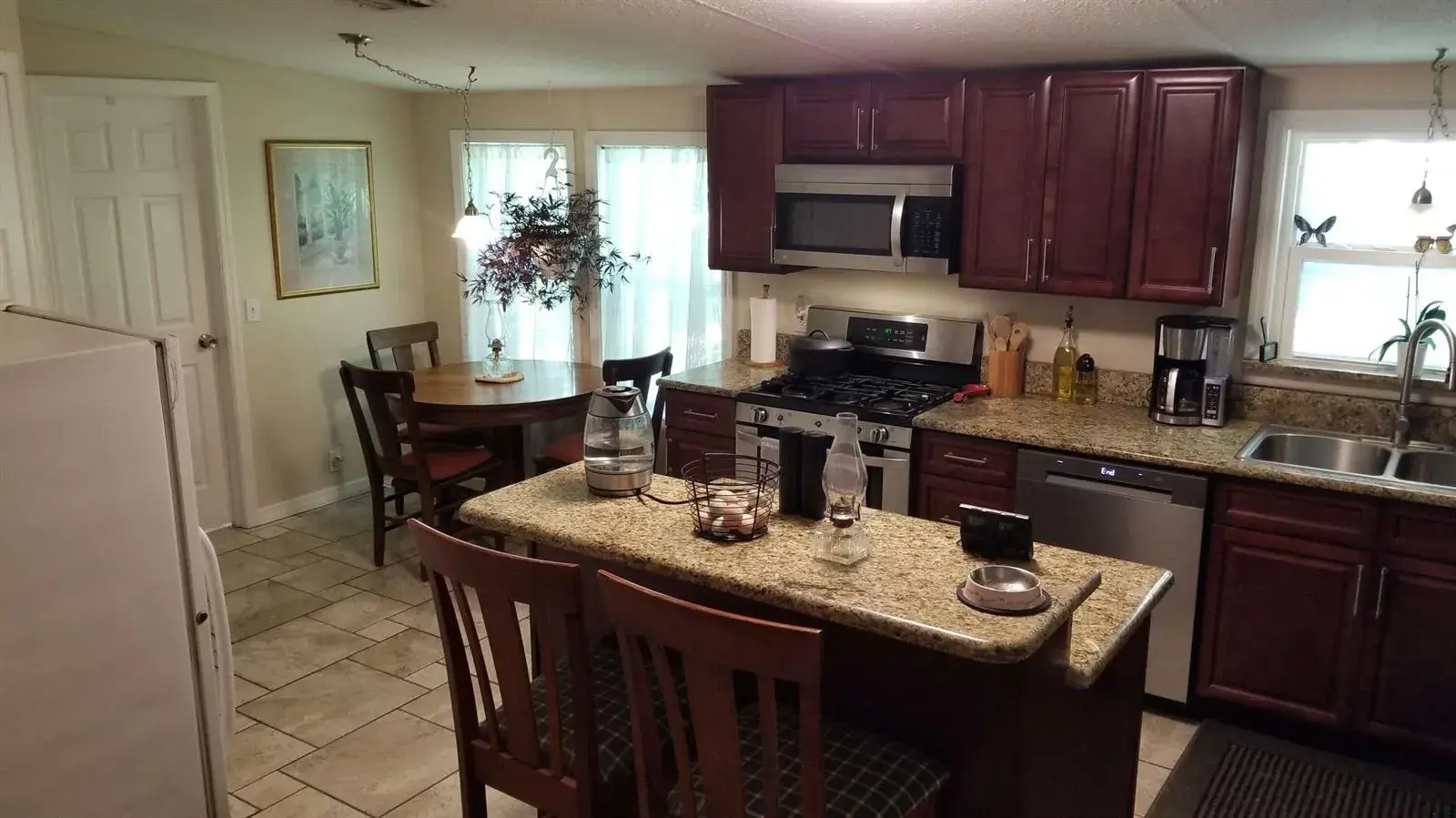 6964 E CENTER Street, Okeechobee FL 34974