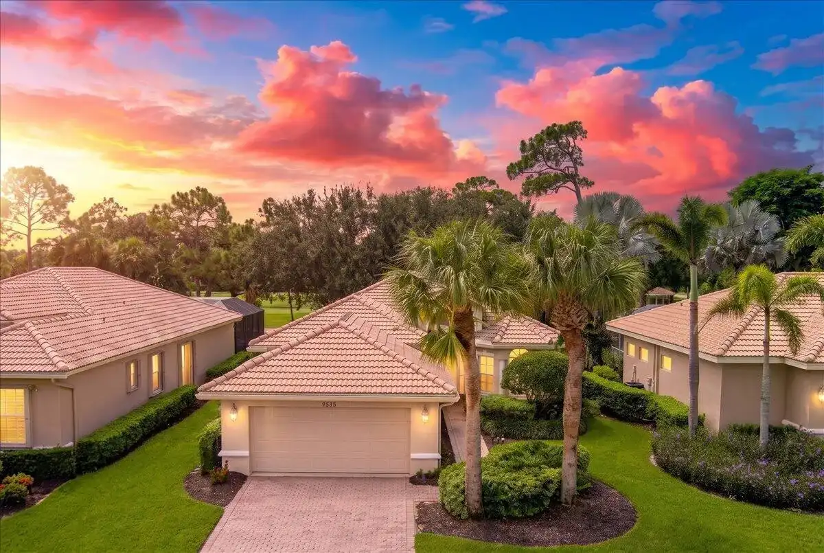 9535 Avenel Lane, Port St. Lucie FL 34986