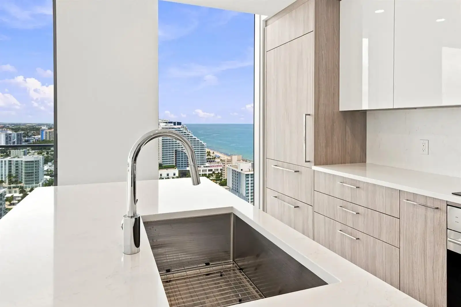 153 N Seabreeze Boulevard # 2404, Fort Lauderdale FL 33304 photo 5